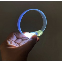 3 Modlu Pilli LED Işıklı Esnek Parti Bilekliği Beyaz 3 Modlu Pilli LED Işıklı Esnek Parti Bilekliği Beyaz