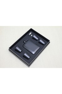 4 Shot Bardaklı Matara Seti