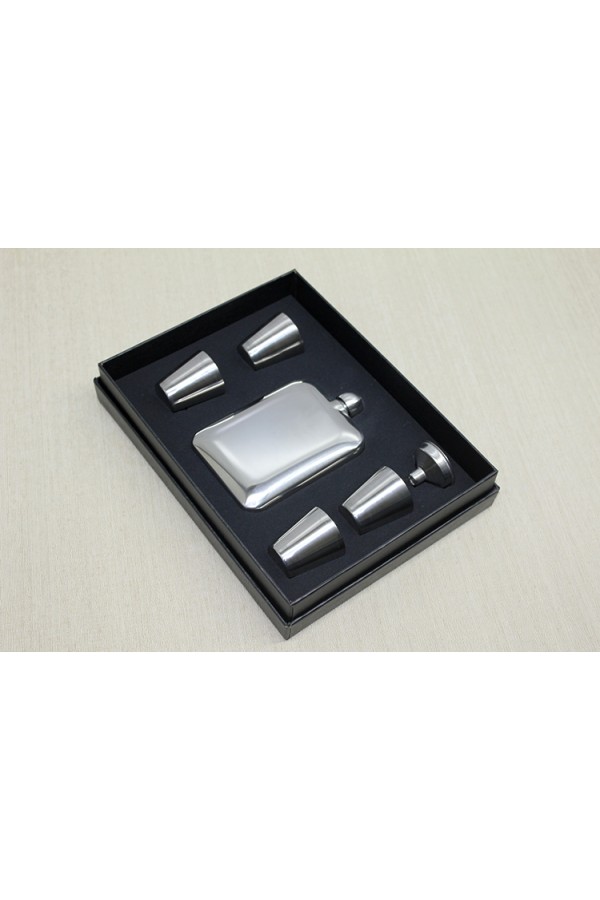 4 Shot Bardaklı Matara Seti