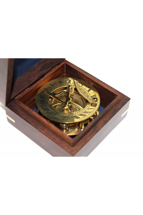 Ahşap Kutulu Pirinç Güneş Saati Ve Pusula Modeli