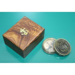 Ahşap Kutulu Pirinç Pusula Ahşap Kutulu Pirinç Pusula