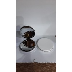 Beyaz Renk Büyüteçli Cep Aynası Beyaz Renk Büyüteçli Cep Aynası