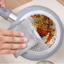 Çok Amaçlı Sihirli Tel Temizlik Bezi Çok Amaçlı Sihirli Tel Temizlik Bezi