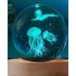 Dekoratif Deniz Anası Tasarımlı Ahşap altlıklı Işıklı Cam Küre Büyük Boy Dekoratif Deniz Anası Tasarımlı Ahşap altlıklı Işıklı Cam Küre Büyük Boy