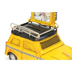 Dekoratif Metal Araba Çerçeveli ve Kumbaralı Dekoratif Metal Araba Çerçeveli ve Kumbaralı