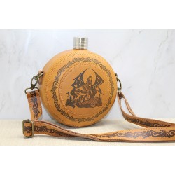 Deri Kılıflı Matara Deri Kılıflı Matara