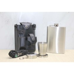 Deri Kılıflı Shot Bardaklı Matara Deri Kılıflı Shot Bardaklı Matara