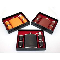 Derili 4 Shot Bardaklı Matara Seti Derili 4 Shot Bardaklı Matara Seti