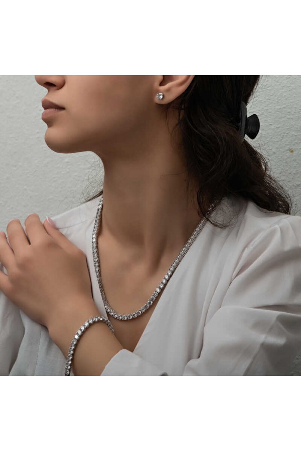 Gümüş 2.5 mm Beyaz Taşlı Su Yolu Kadın Set Gümüş 2.5 mm Beyaz Taşlı Su Yolu Kadın Set