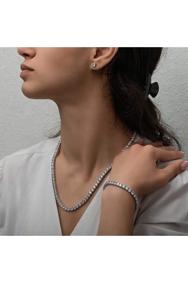 Gümüş 2.5 mm Beyaz Taşlı Su Yolu Kadın Set Gümüş 2.5 mm Beyaz Taşlı Su Yolu Kadın Set
