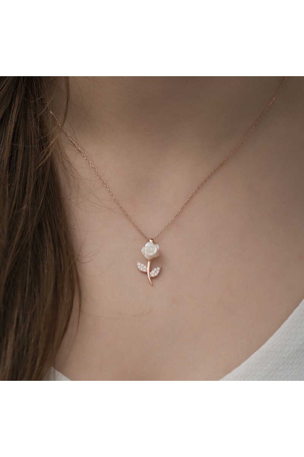 925 Ayar Gümüş Rose Beyaz Gül Kadın Gümüş Kolye