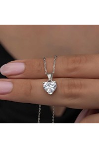 925 Ayar Gümüş Beyaz Taşlı Kalpli Kadın Kolye 925 Ayar Gümüş Beyaz Taşlı Kalpli Kadın Kolye