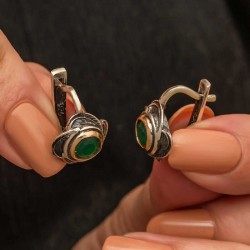 Gümüş Çiçek Desenli Otantik Kadın Küpe Gümüş Çiçek Desenli Otantik Kadın Küpe