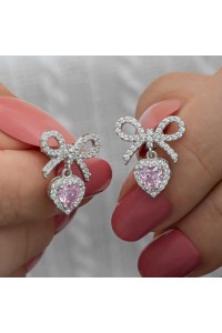 Gümüş Fiyonk Pembe Taşlı Kalpli Çivili Kadın Küpe Gümüş Fiyonk Pembe Taşlı Kalpli Çivili Kadın Küpe