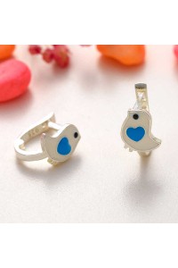 Gümüş Kalpli Kuş Çocuk Küpesi Gümüş Kalpli Kuş Çocuk Küpesi