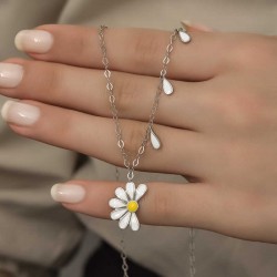 925 Ayar Gümüş Papatya Seviyor Sevmiyor Bayan Gümüş Kolye