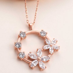 925 Ayar Gümüş Rose Beyaz Çiçek Kadın Kolye 925 Ayar Gümüş Rose Beyaz Çiçek Kadın Kolye