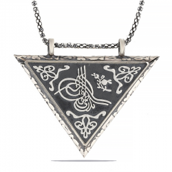 925 Ayar Gümüş Üçgen İçi Açılabilen Tuğra Muskalık Gümüş Kolye