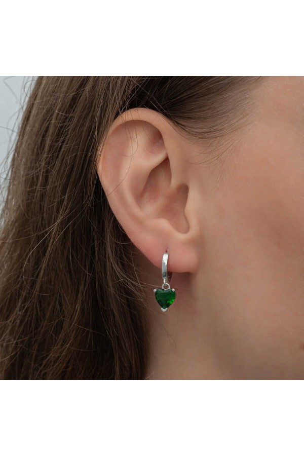 Gümüş Yeşil Taşlı Kalpli Kadın Küpe