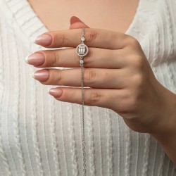 Gümüş Yuvarlak Baget Taşlı Kadın Bileklik Gümüş Yuvarlak Baget Taşlı Kadın Bileklik