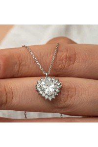 Gümüş Zirkon Taşlı Kalp Kadın Kolye