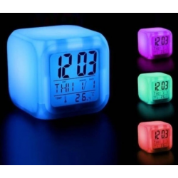 Küp Renk Değiştiren Masa Saati