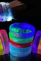 Mavi Led Işıklı Baskı Yapılabilen Pilli Bileklik Bilezik 1,5 cm Genişlik Mavi Led Işıklı Baskı Yapılabilen Pilli Bileklik Bilezik 1,5 cm Genişlik
