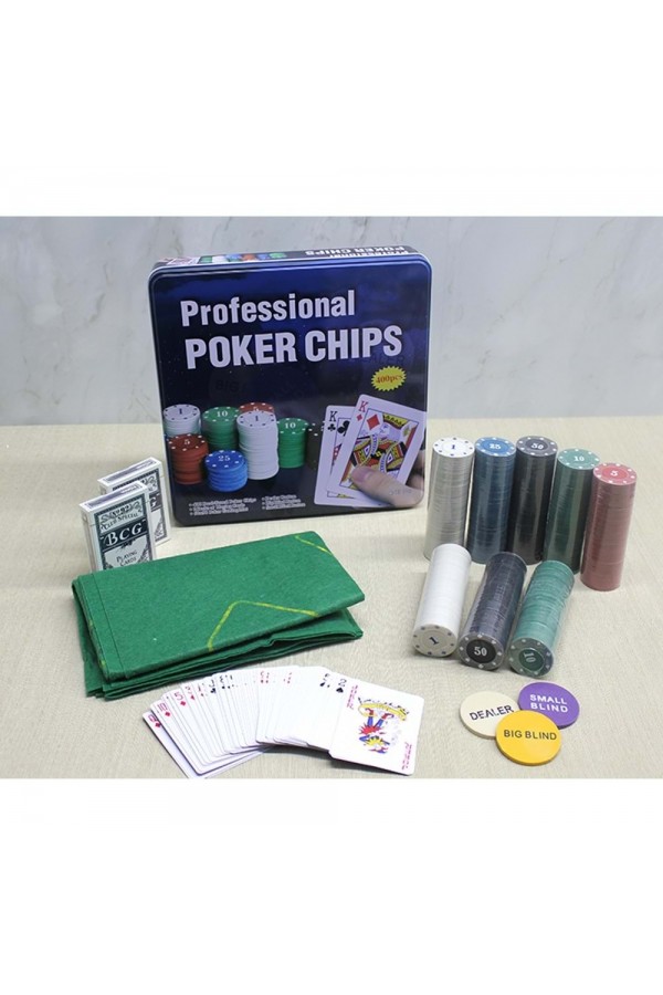 Metal Kutulu 400 Chip Ve 2 Adet İskambil Kağit Setine Sahip Poker Oyunu