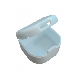 Protez Diş Saklama Kabı Protez Diş Saklama Kabı