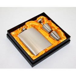 Paslanmaz Çelik 2 Shot Bardaklı Matara Seti Paslanmaz Çelik 2 Shot Bardaklı Matara Seti