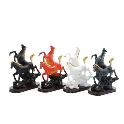 Polyester 2'Li Şahlanmış At Figürü Polyester 2'Li Şahlanmış At Figürü