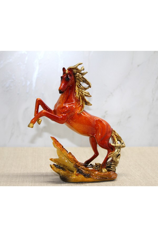 Polyester Şahlanmış At Figürü