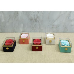 Romantik Gül Yüzük Kutusu Kare Romantik Gül Yüzük Kutusu Kare