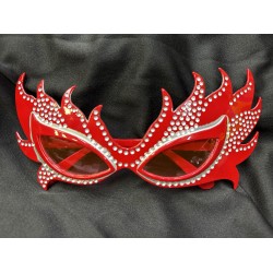 Taşlı Göz Kamaştıran Gecenin Yıldızı Kırmızı Parti Alev Gözlük Taşlı Göz Kamaştıran Gecenin Yıldızı Kırmızı Parti Alev Gözlük