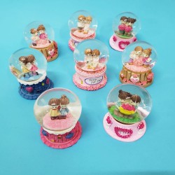 Işıklı Minik Su Küresi Işıklı Minik Su Küresi