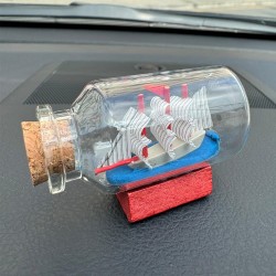 Orta Boy Şişe İçerisinde Gemi Maketi Orta Boy Şişe İçerisinde Gemi Maketi