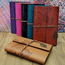 Yaprak Desenli Hatıra Defteri